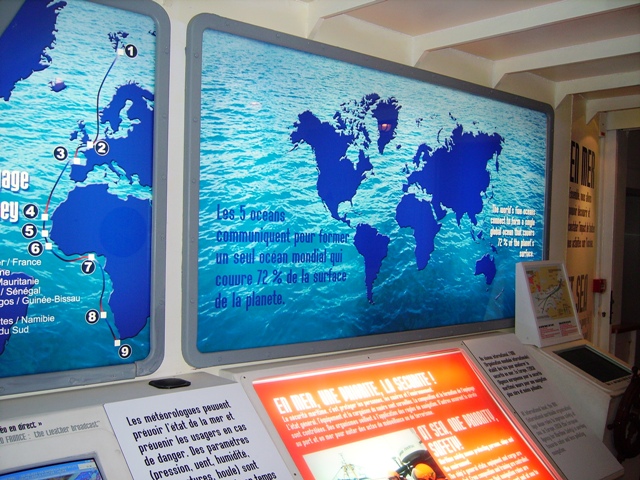 NAUSICA à Boulogne sur mer : Centre National de la Mer, bien plus qu'un aquarium, haut-lieu du tourisme dans le Nord-Pas-de-Calais. Expositions, animations, requins, otaries, poissons... Un voyage au coeur de l'Océan.